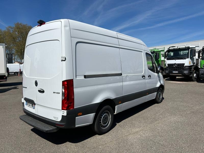 Image MERCEDES-BENZ Sprinter Fg 311 CDI 37 3T5 First Propulsion Léger