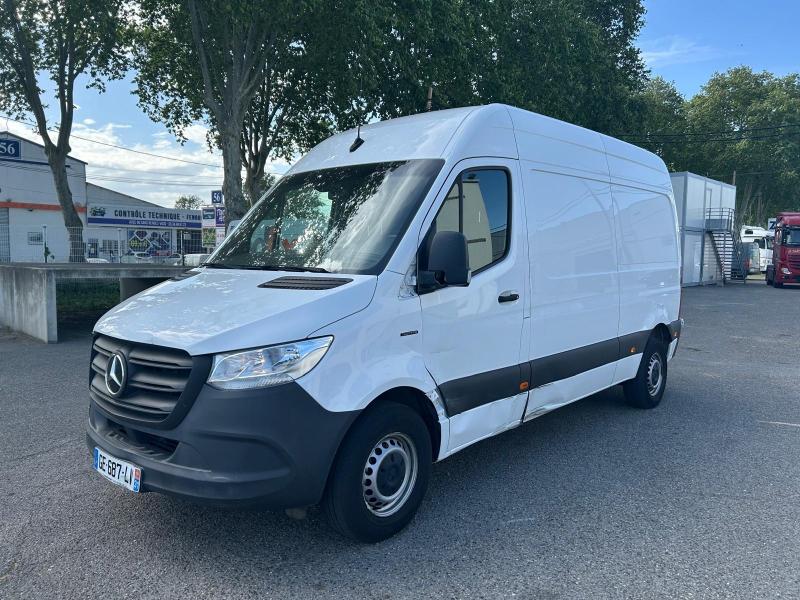 Photo MERCEDES-BENZ Sprinter Fg 312 eSprinter 39 3T5 3 batteries