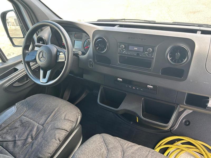 Image MERCEDES-BENZ Sprinter Fg 312 eSprinter 39 3T5 3 batteries