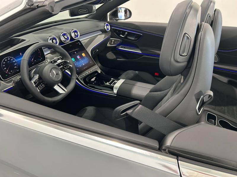 Image MERCEDES-BENZ CLE Cabriolet 220 d 197ch AMG Line 9G-Tronic