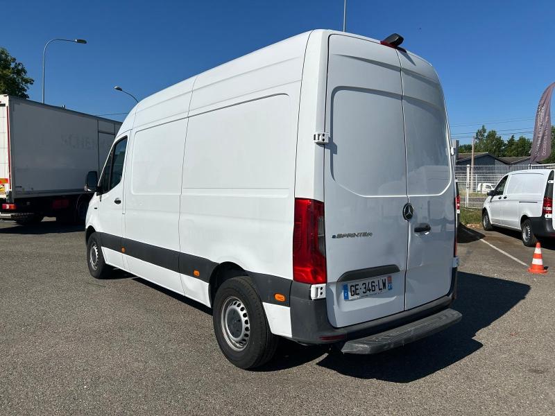 Image MERCEDES-BENZ Sprinter Fg 312 eSprinter 39 3T5 3 batteries