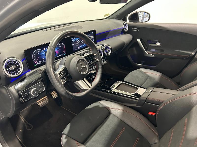 Image MERCEDES-BENZ Classe A 180 d 116ch AMG Line 8G-DCT
