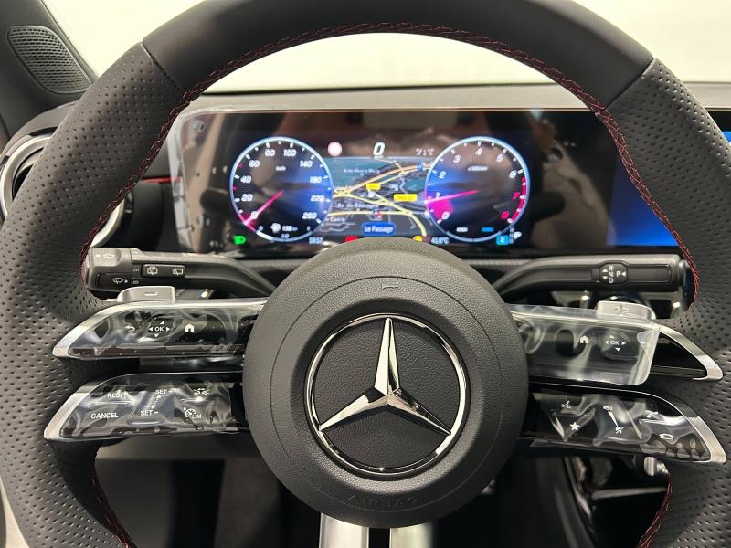 Image MERCEDES-BENZ Classe A 180 136ch Star Edition 7G-DCT