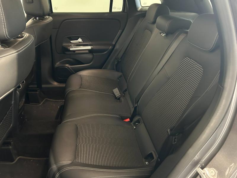 Image MERCEDES-BENZ GLA 200 163ch Business Line 7G-DCT