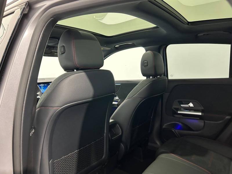 Image MERCEDES-BENZ GLA 200 d 150ch AMG Line 8G-DCT