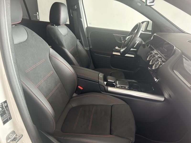 Image MERCEDES-BENZ GLA 200 d 150ch AMG Line 8G-DCT