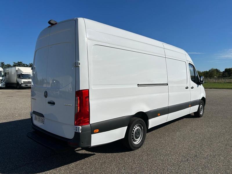 Image MERCEDES-BENZ Sprinter Fg 315 CDI 43 3T5 Select Propulsion Léger 9G-Tronic