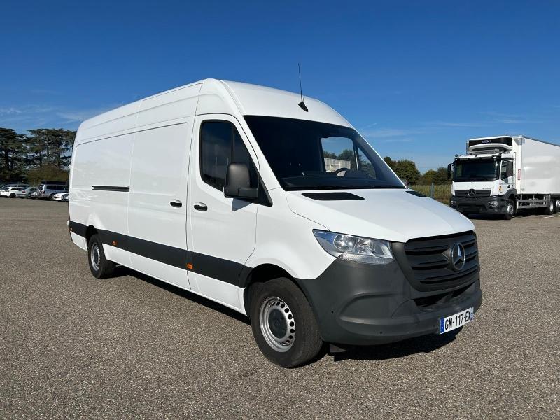 Image MERCEDES-BENZ Sprinter Fg 315 CDI 43 3T5 Select Propulsion Léger 9G-Tronic