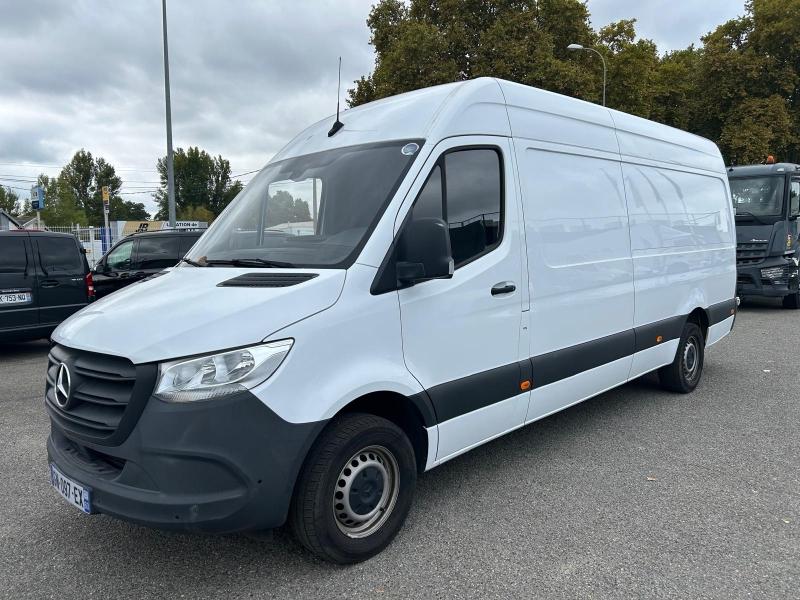 Photo MERCEDES-BENZ Sprinter Fg 315 CDI 43 Long 3T5 First Propulsion Léger 9G-Tronic