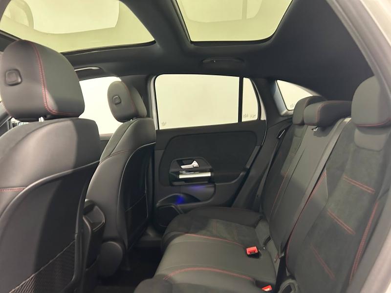 Image MERCEDES-BENZ GLA 180 136ch AMG Line 7G-DCT