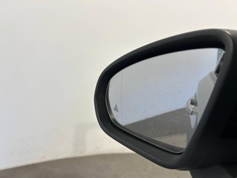 Image MERCEDES-BENZ Classe A 180 d 116ch Progressive Line 8G-DCT