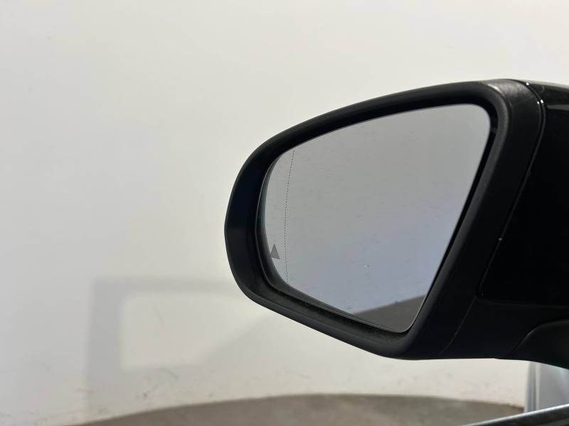 Image MERCEDES-BENZ GLA 200 d 150ch AMG Line 8G-DCT