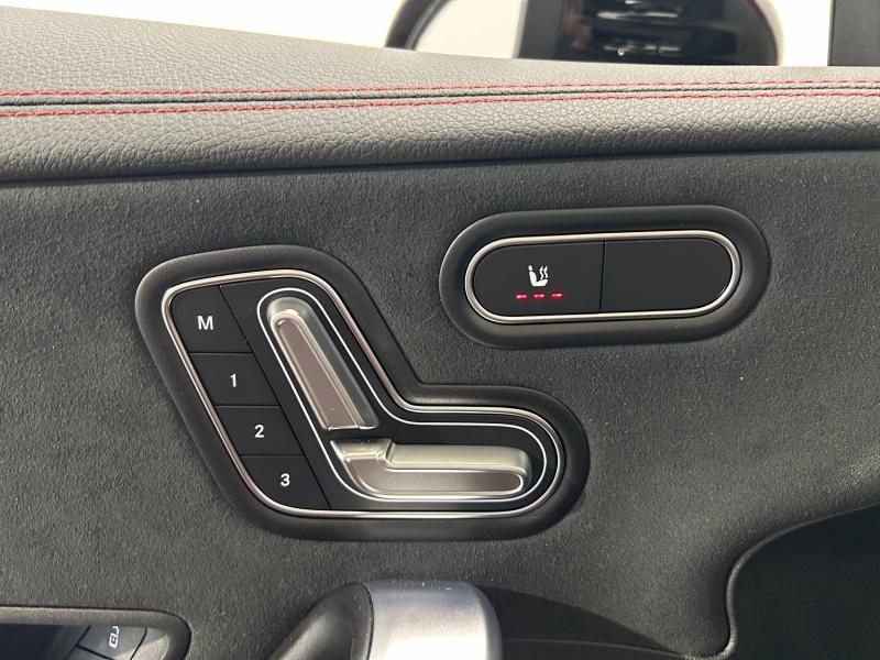 Image MERCEDES-BENZ CLA Shooting Brake 200 d 150ch AMG Line 8G-DCT