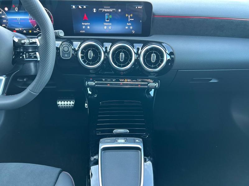 Image MERCEDES-BENZ Classe A 200 d 150ch Star Edition 8G-DCT