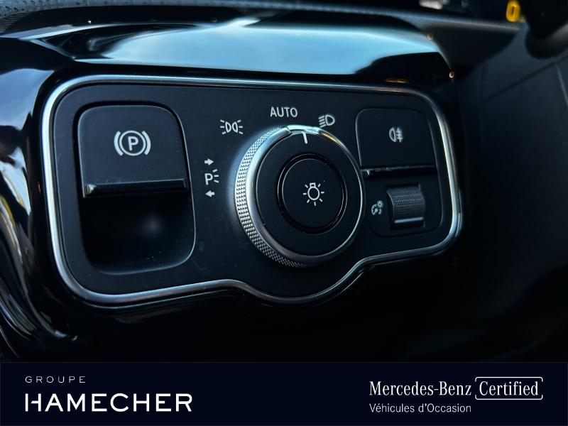 Image MERCEDES-BENZ CLA 180 136ch Progressive Line 7G-DCT