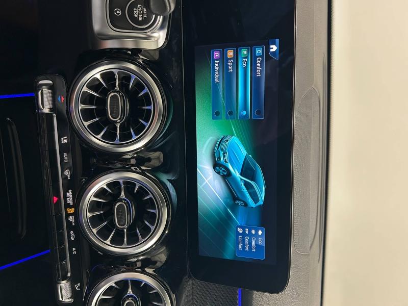 Image MERCEDES-BENZ GLB 200 d 150ch AMG Line 8G-DCT