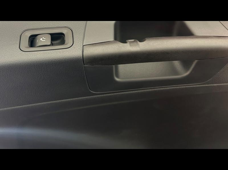 Image MERCEDES-BENZ GLB 200 d 150ch AMG Line 8G-DCT