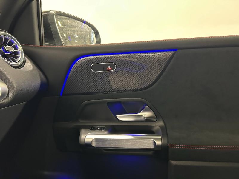 Image MERCEDES-BENZ GLB 200 d 150ch AMG Line 8G-DCT