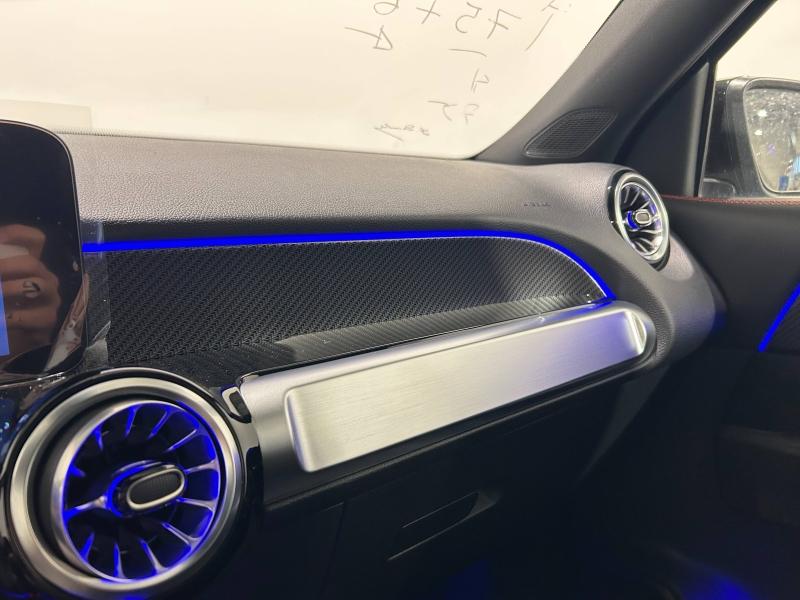 Image MERCEDES-BENZ GLB 200 d 150ch AMG Line 8G-DCT