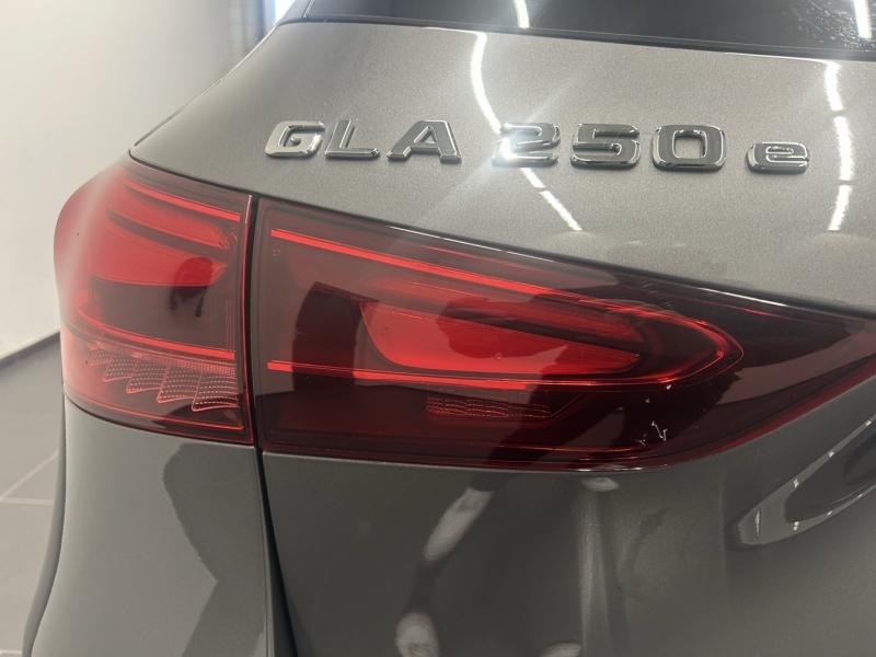 Image MERCEDES-BENZ GLA 250 e Hybrid EQ 218ch AMG Line 8G-DCT