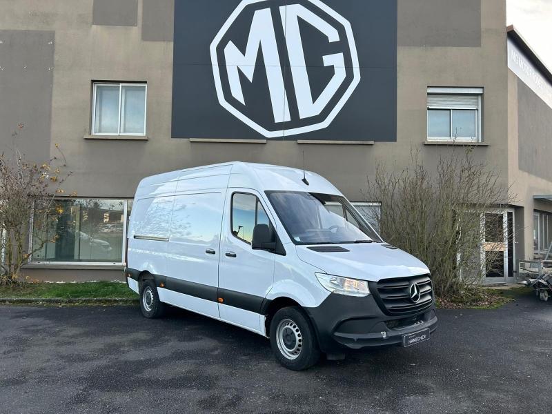 Photo MERCEDES-BENZ Sprinter Fg 311 CDI 37 3T5 First Propulsion Léger