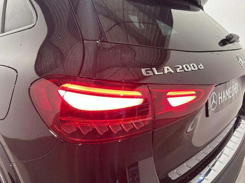 Image MERCEDES-BENZ GLA 200 d 150ch AMG Line 8G-DCT