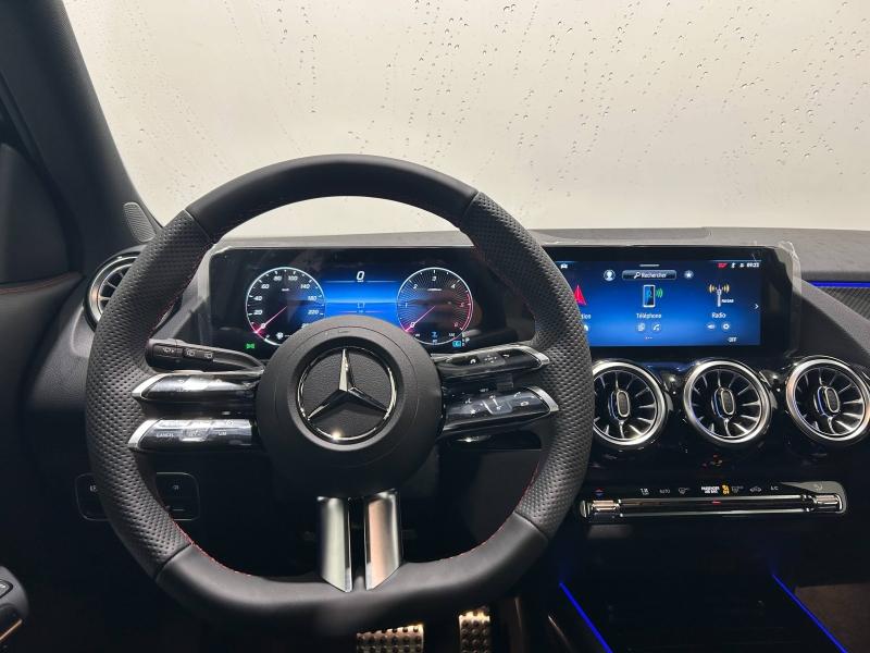 Image MERCEDES-BENZ GLA 200 d 150ch AMG Line 8G-DCT