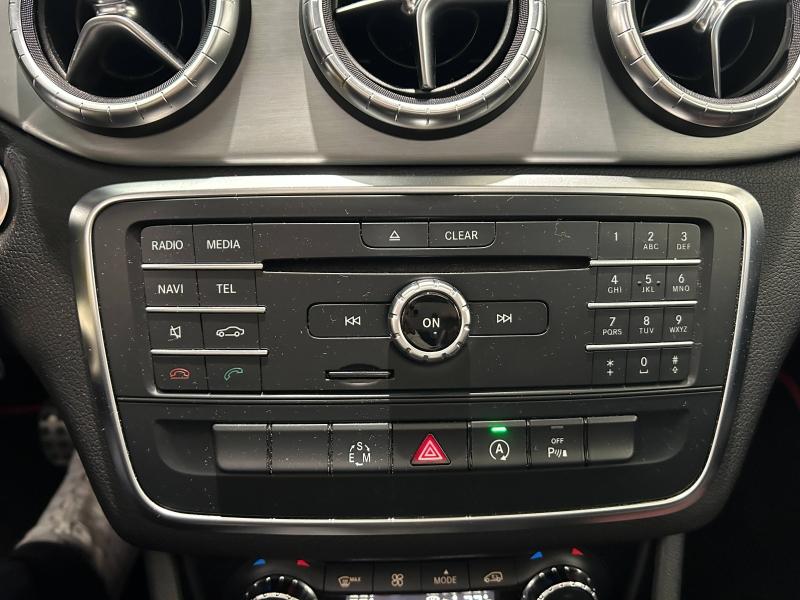 Image MERCEDES-BENZ CLA 200 Fascination 7G-DCT