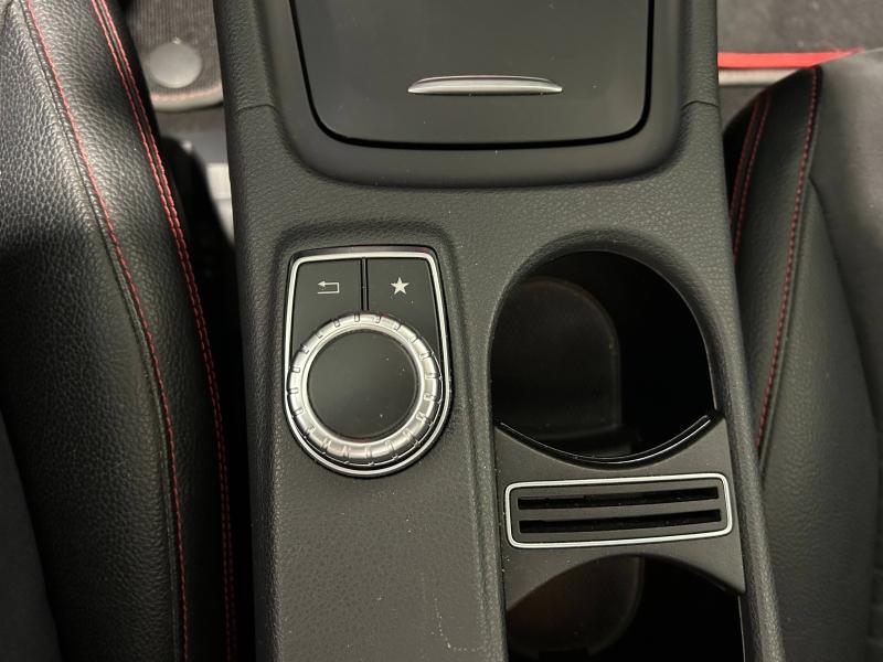 Image MERCEDES-BENZ CLA 200 Fascination 7G-DCT