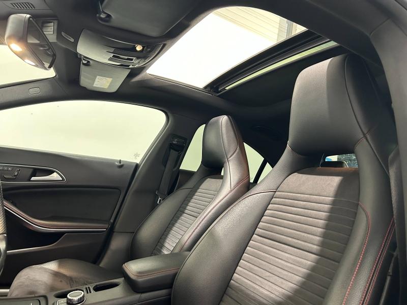 Image MERCEDES-BENZ CLA 200 Fascination 7G-DCT