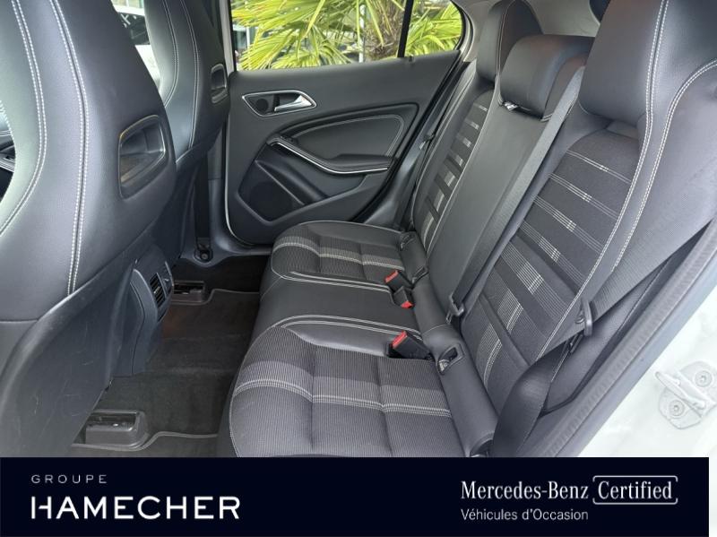 Image MERCEDES-BENZ GLA 200 Sensation