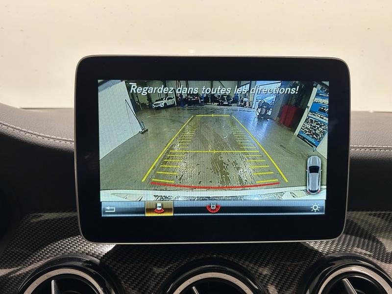 Image MERCEDES-BENZ GLA 200 d 136ch Starlight Edition 7G-DCT Euro6c
