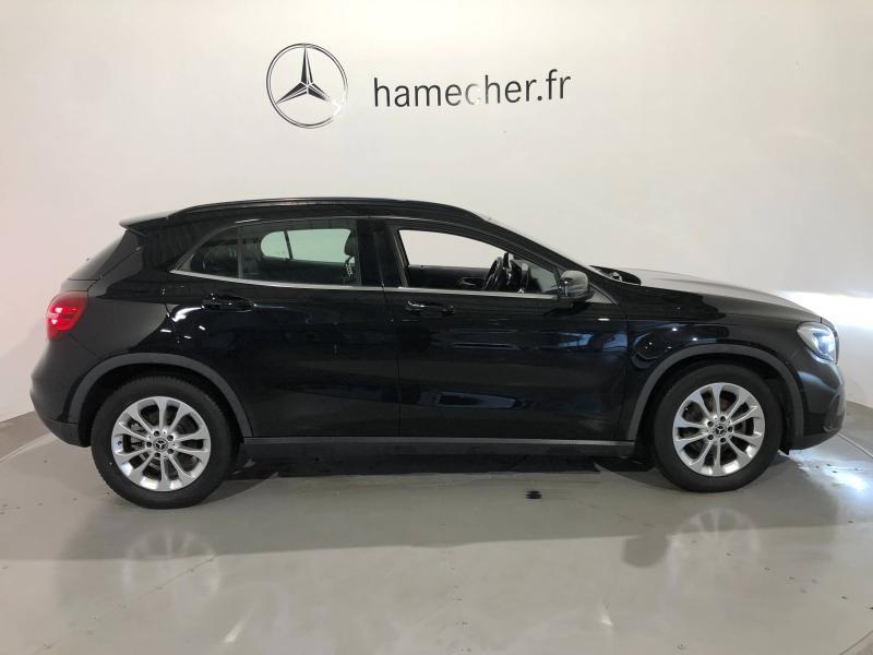 Image MERCEDES-BENZ GLA 200 d 136ch Business Edition 7G-DCT Euro6c