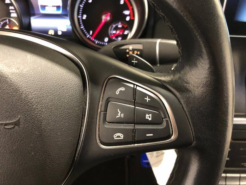 Image MERCEDES-BENZ GLA 200 d 136ch Business Edition 7G-DCT Euro6c