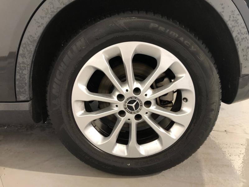 Image MERCEDES-BENZ GLA 200 d 136ch Business Edition 7G-DCT Euro6c