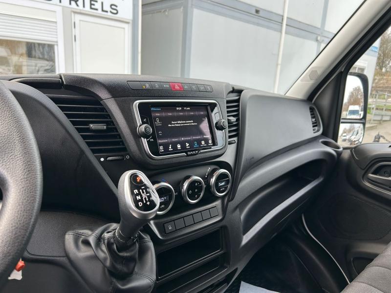 Image IVECO Daily CCb 35C16 D empattement 3450