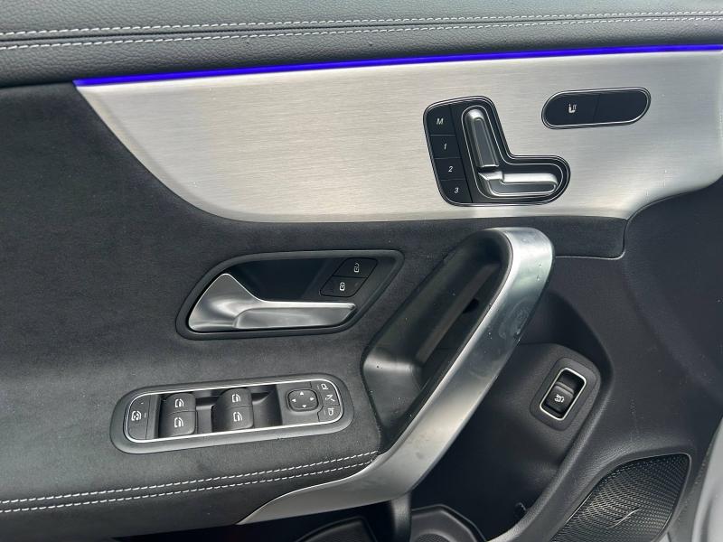 Image MERCEDES-BENZ CLA Shooting Brake 200 d 150ch AMG Exclusive Design 8G-DCT