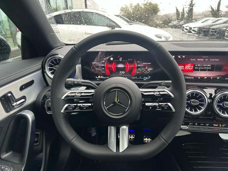 Image MERCEDES-BENZ CLA Shooting Brake 200 d 150ch AMG Exclusive Design 8G-DCT