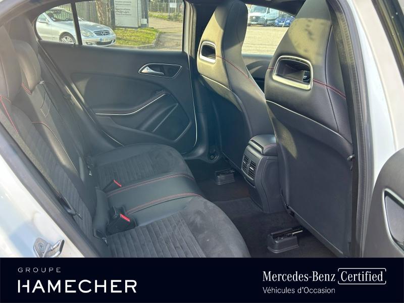 Image MERCEDES-BENZ GLA 220 d 170ch Fascination 7G-DCT Euro6c