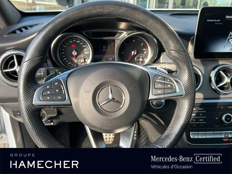 Image MERCEDES-BENZ GLA 220 d 170ch Fascination 7G-DCT Euro6c