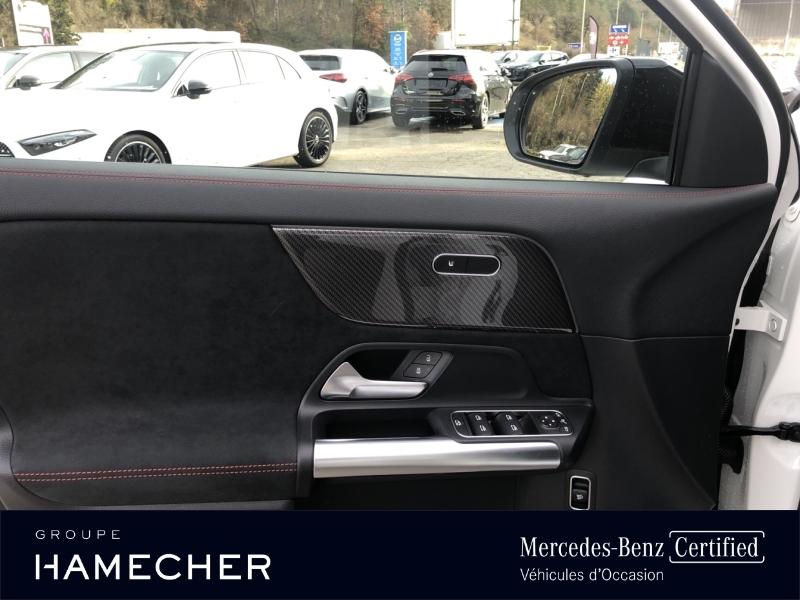 Image MERCEDES-BENZ GLA 180 d 116ch AMG Line 8G-DCT