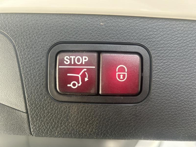 Image MERCEDES-BENZ GLC 220 d 194ch AMG Line 4Matic 9G-Tronic