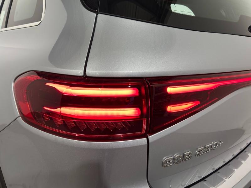 Image MERCEDES-BENZ EQB 250+ 190ch