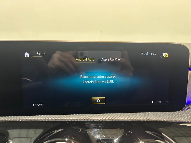 Image MERCEDES-BENZ Classe A 35 AMG 306ch 4Matic 7G-DCT Speedshift AMG