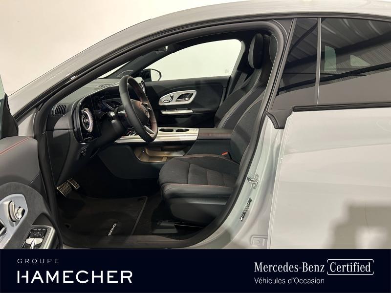 Image MERCEDES-BENZ CLA 200 183ch AMG Line 8G-eDCT