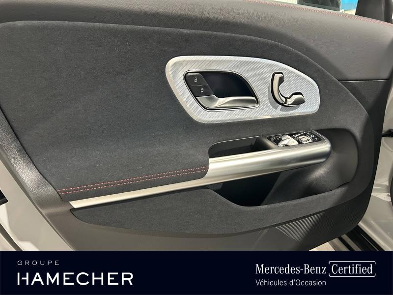 Image MERCEDES-BENZ CLA 200 183ch AMG Line 8G-eDCT