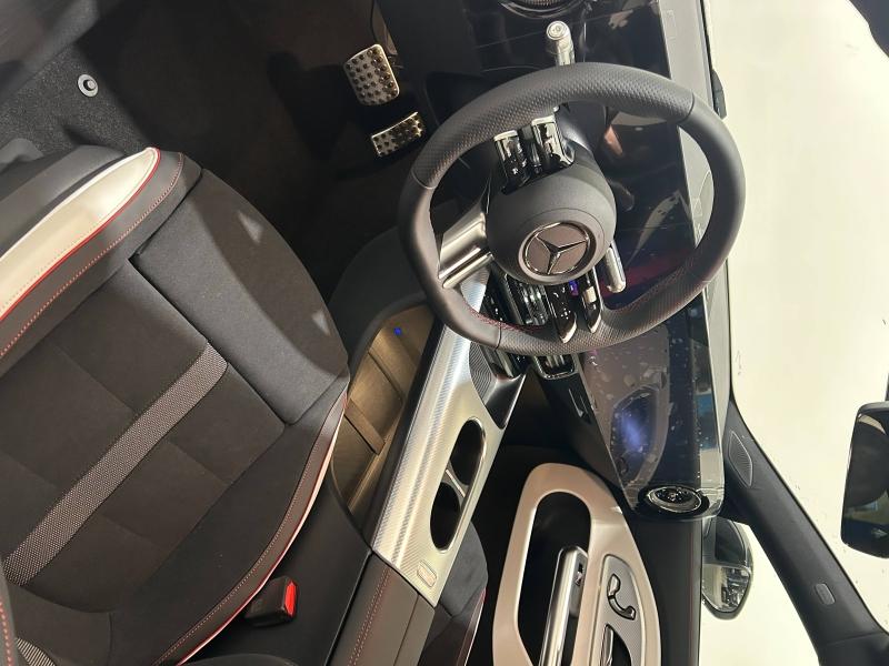 Image MERCEDES-BENZ CLA 200 183ch AMG Line 8G-eDCT