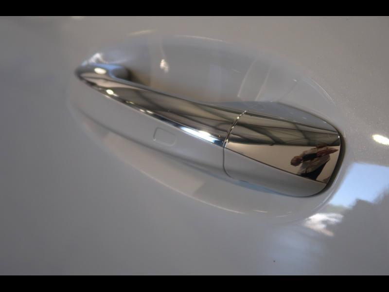 Image MERCEDES-BENZ CLA 180 136ch Progressive Line 7G-DCT