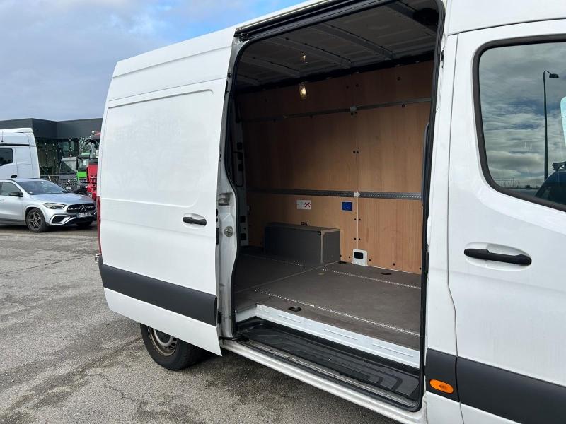 Image MERCEDES-BENZ Sprinter Fg 317 CDI 37 3T5 Pro 9G-Tronic
