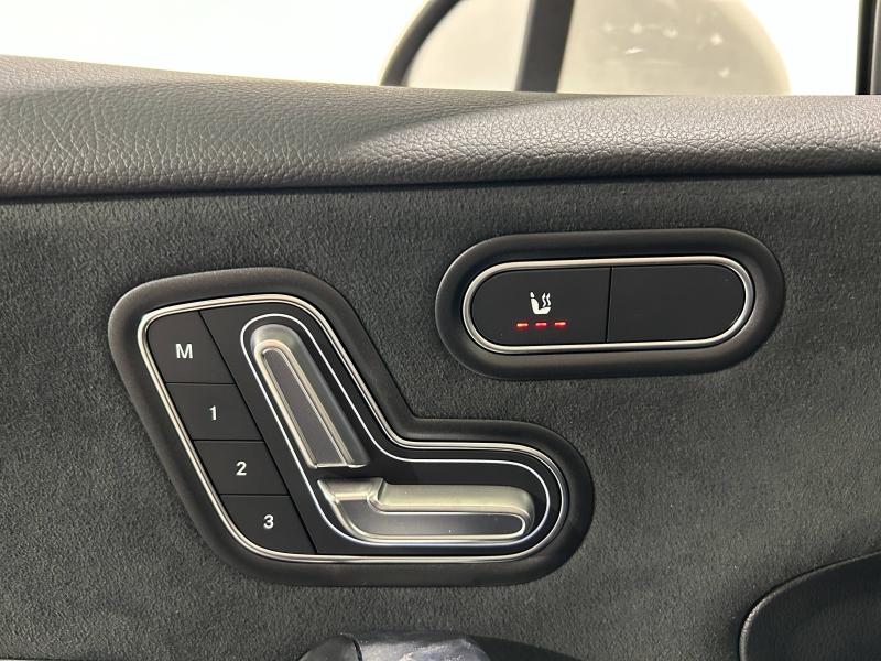 Image MERCEDES-BENZ Classe A Berline 200 d 150ch AMG Line 8G-DCT